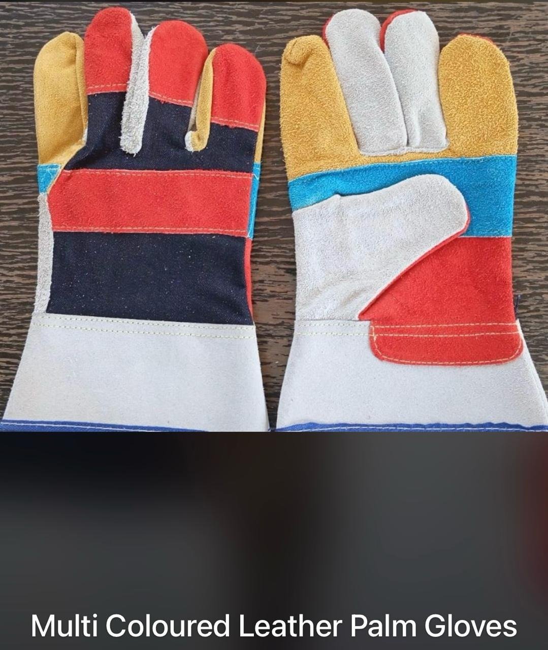 Leather rigger gloves.