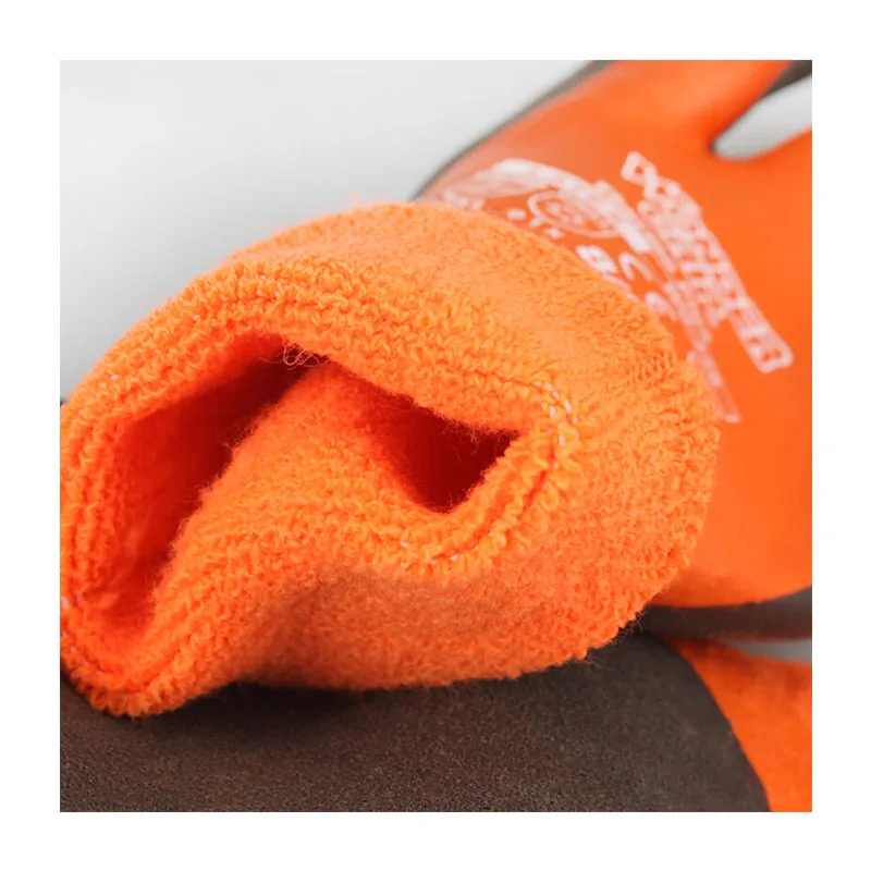 Wonder Grip Gloves WG 338 Thermo Plus cold room gloves.